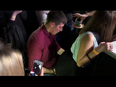 ❤️ Sexe real en una discoteca russa. Noia russa de 18 anys a l'anus i la vagina follada en una discoteca ❌ Sexe de qualitat a nosaltres ca.javdoe.top ️❤